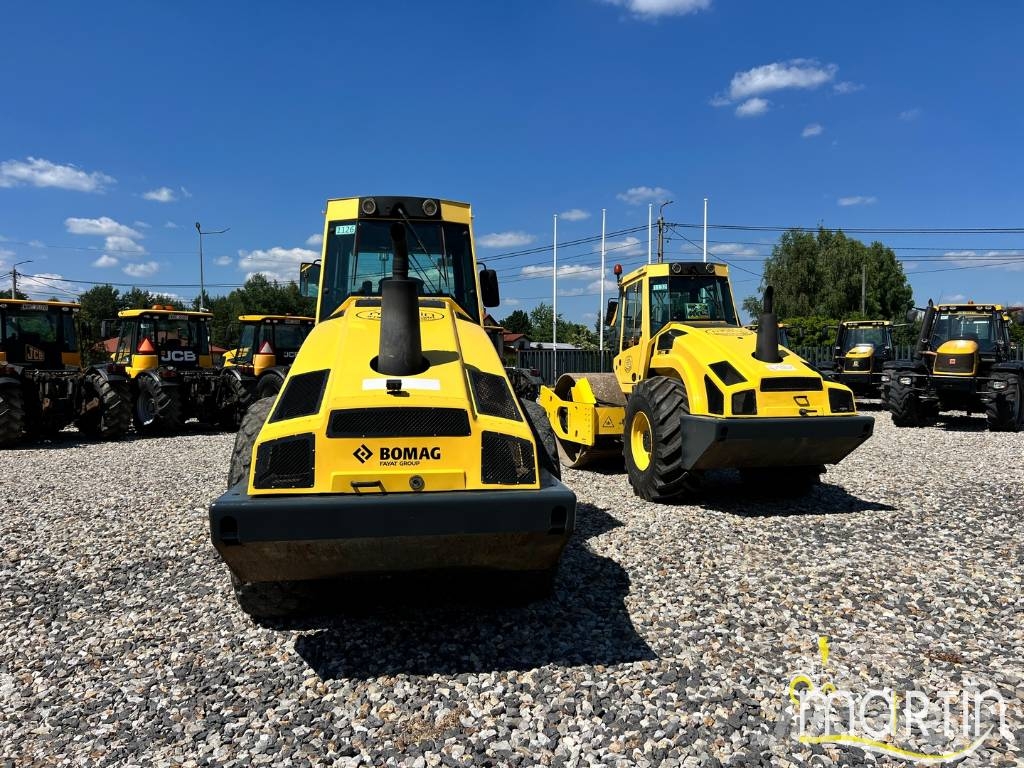 Bomag BW 213 D H-4 Enkelt tromle