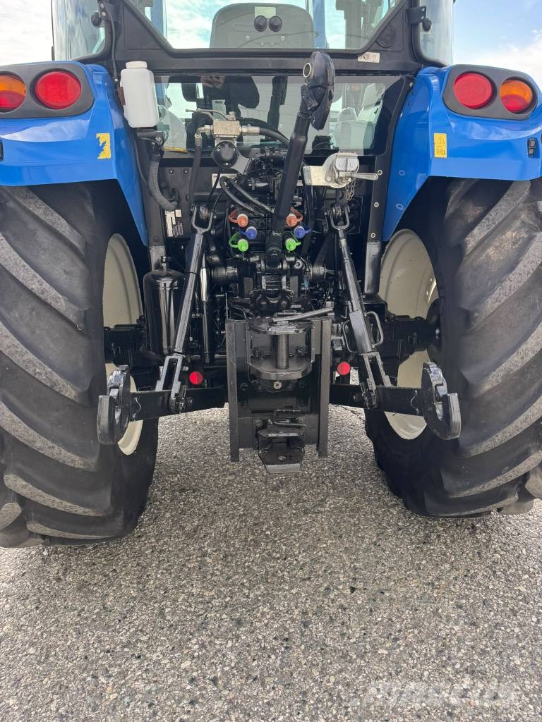 New Holland T 4.105 Traktoren