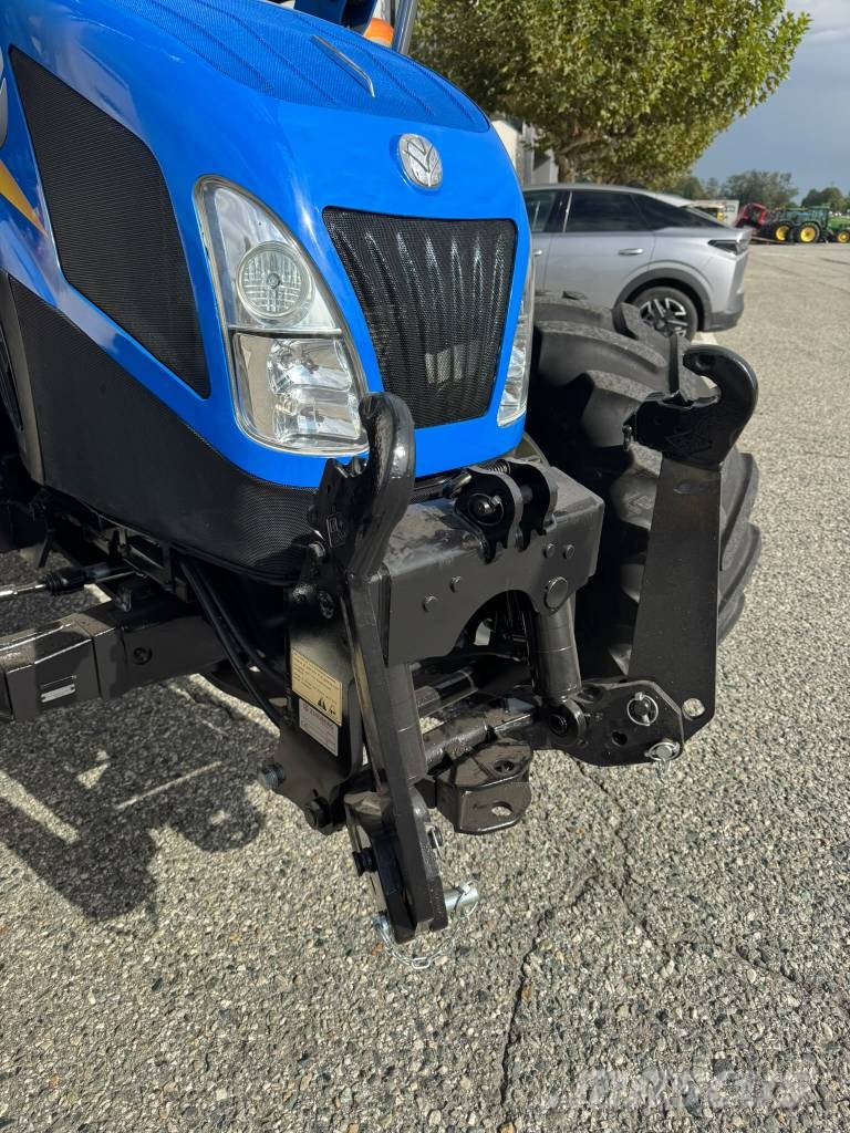 New Holland T 4.105 Traktoren
