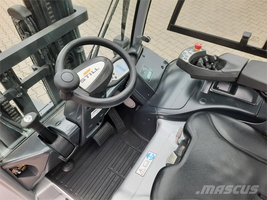 Still RX60-50/600 Electric forklifts