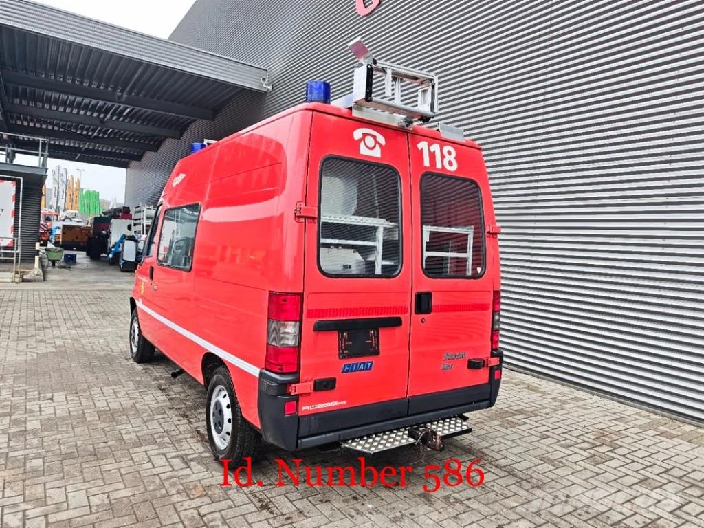 Fiat Ducato Maxi 2.8 id.TD 4x4 14.000 KM Feuerwehr Like Camiones de bomberos