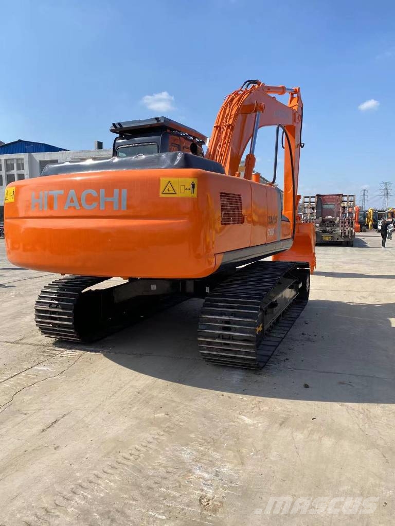 Hitachi ZX 200 Εκσκαφείς με ερπύστριες
