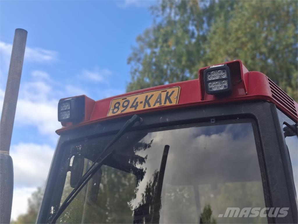 Case IH 845XL Traktori