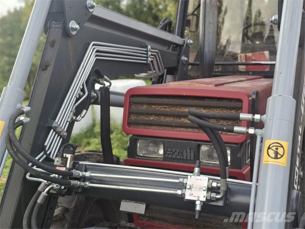 Case IH 845XL Traktori