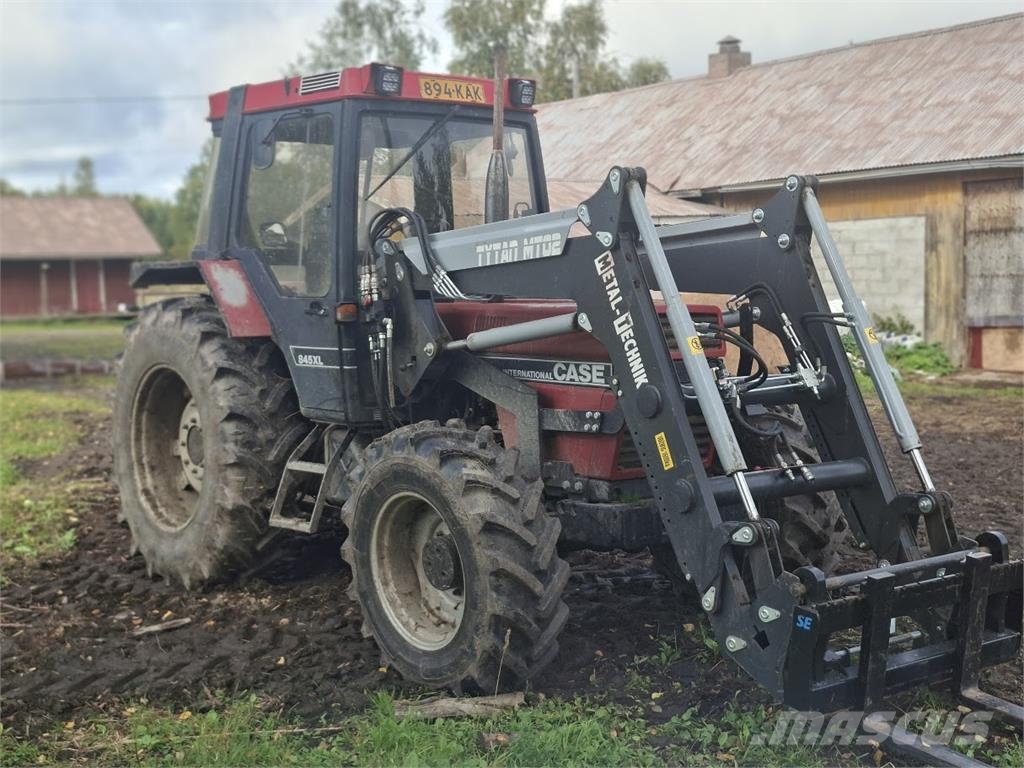 Case IH 845XL Traktori