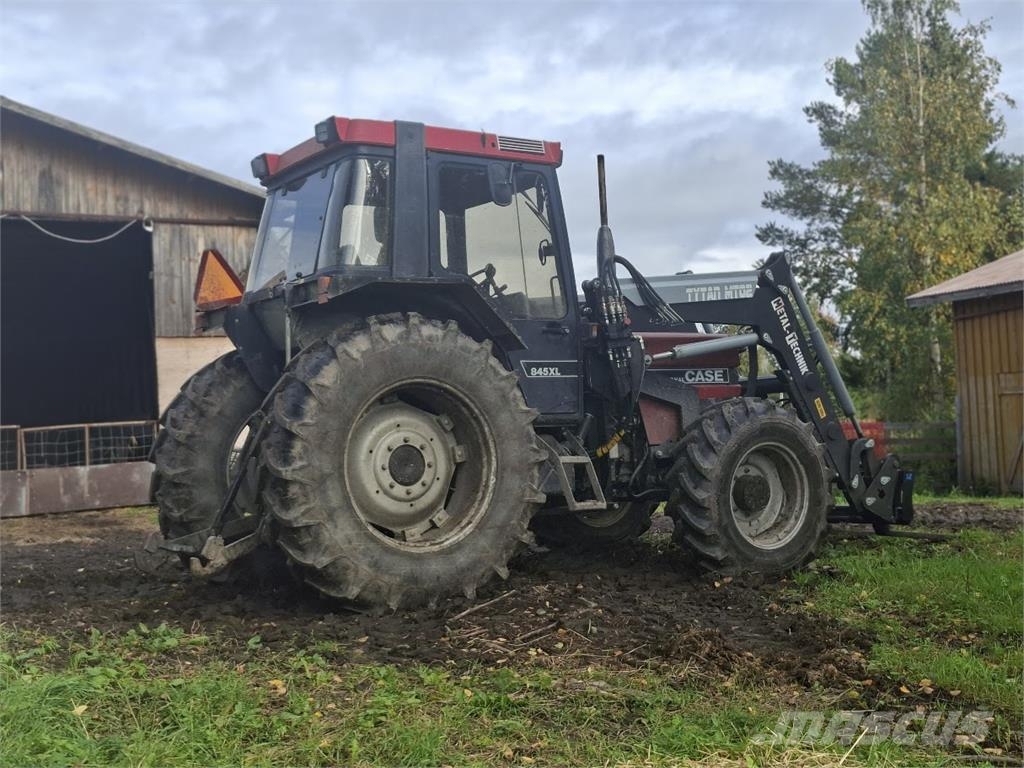 Case IH 845XL Traktori