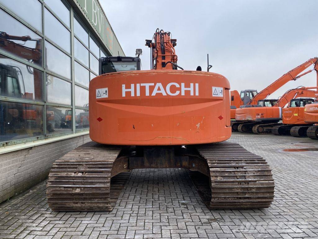 Hitachi ZX 225 USR LC-3 حفارات زحافة