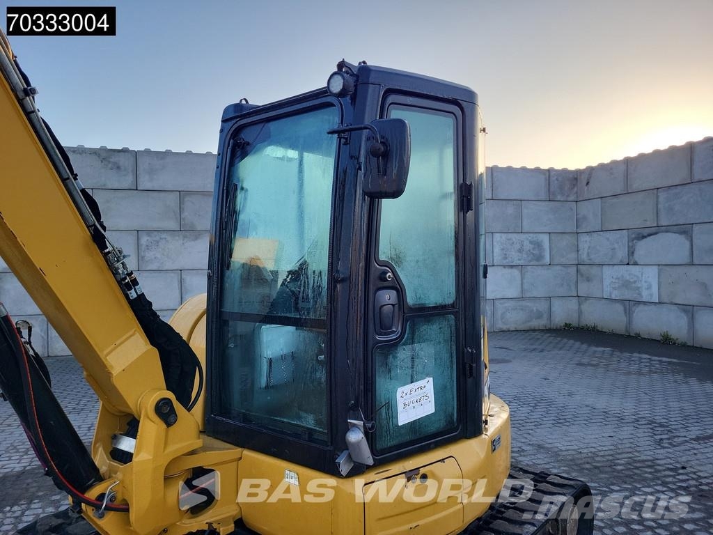 CAT 305 E2 CR Mini rýpadla < 7t