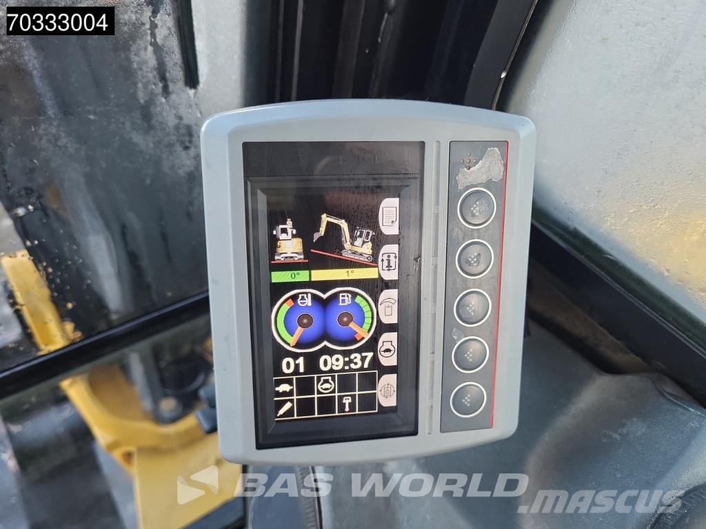 CAT 305 E2 CR Mini rýpadla < 7t