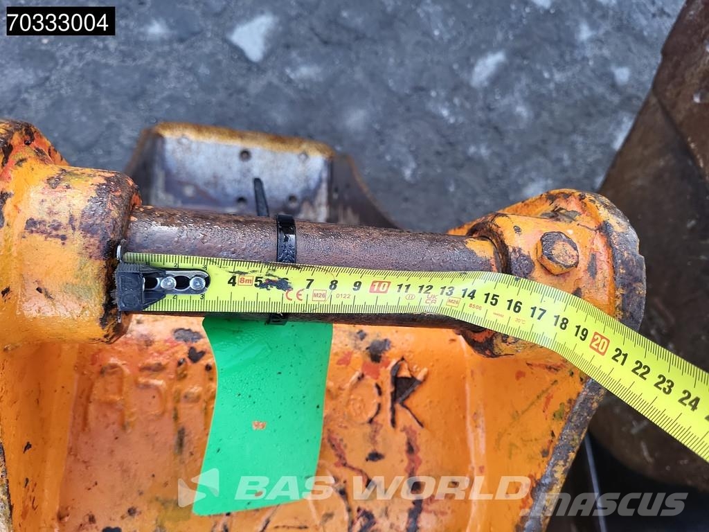 CAT 305 E2 CR Mini rýpadla < 7t
