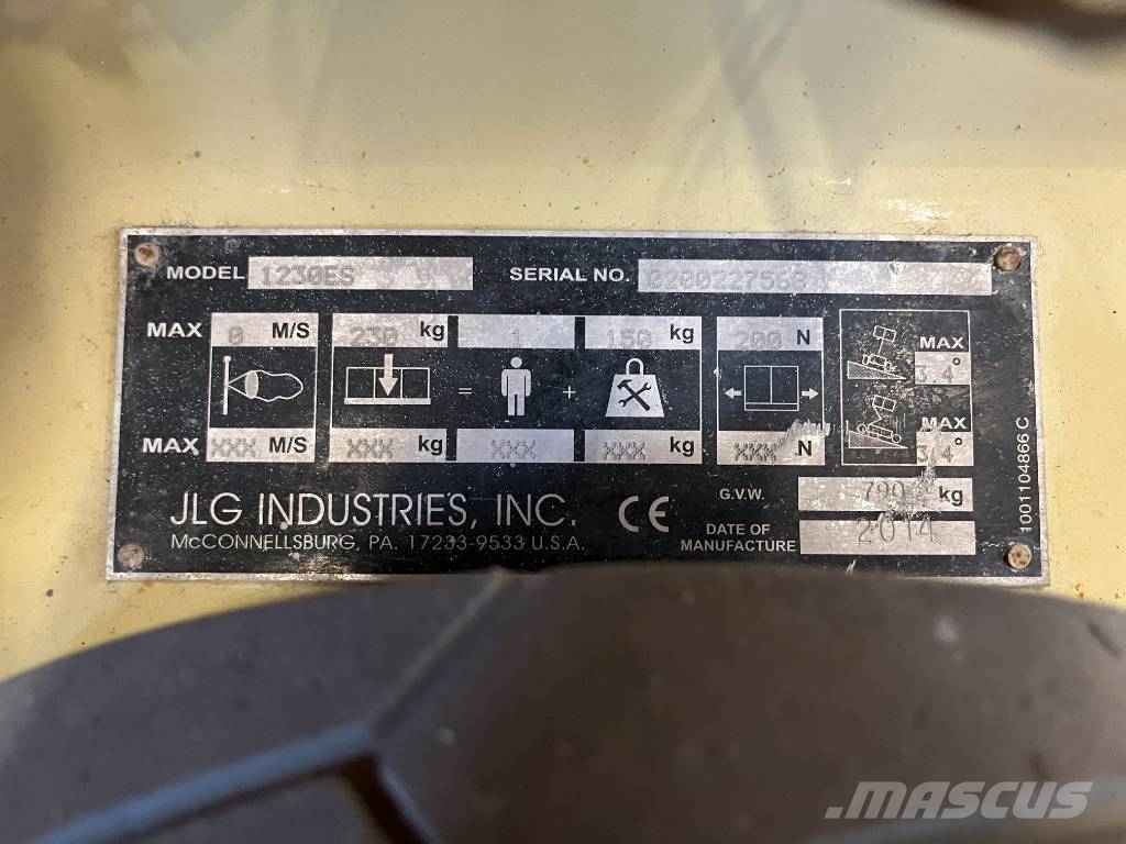 JLG 1230 ES Jarbolne penjajuće platforme