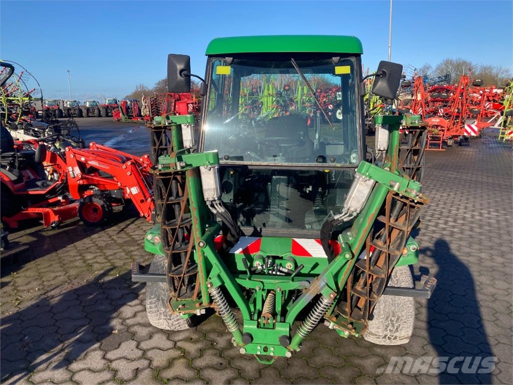 John Deere 1905 Ride On 曳引機