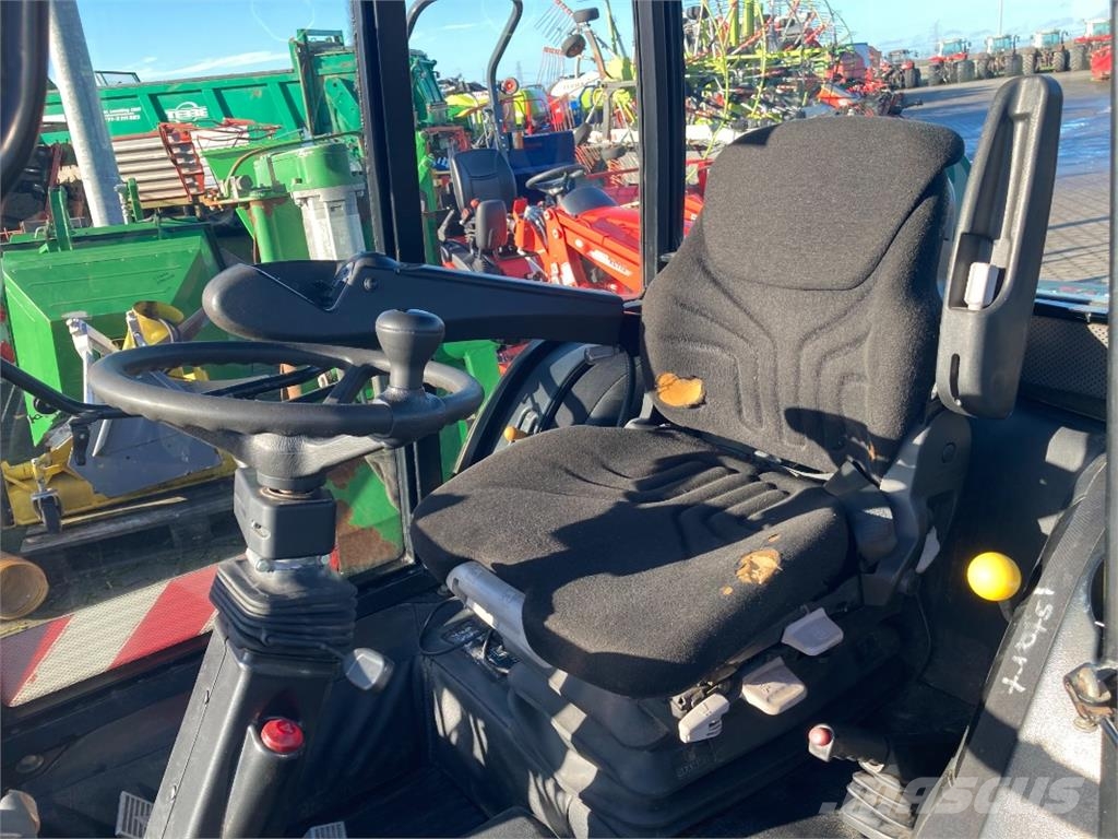 John Deere 1905 Ride On 曳引機