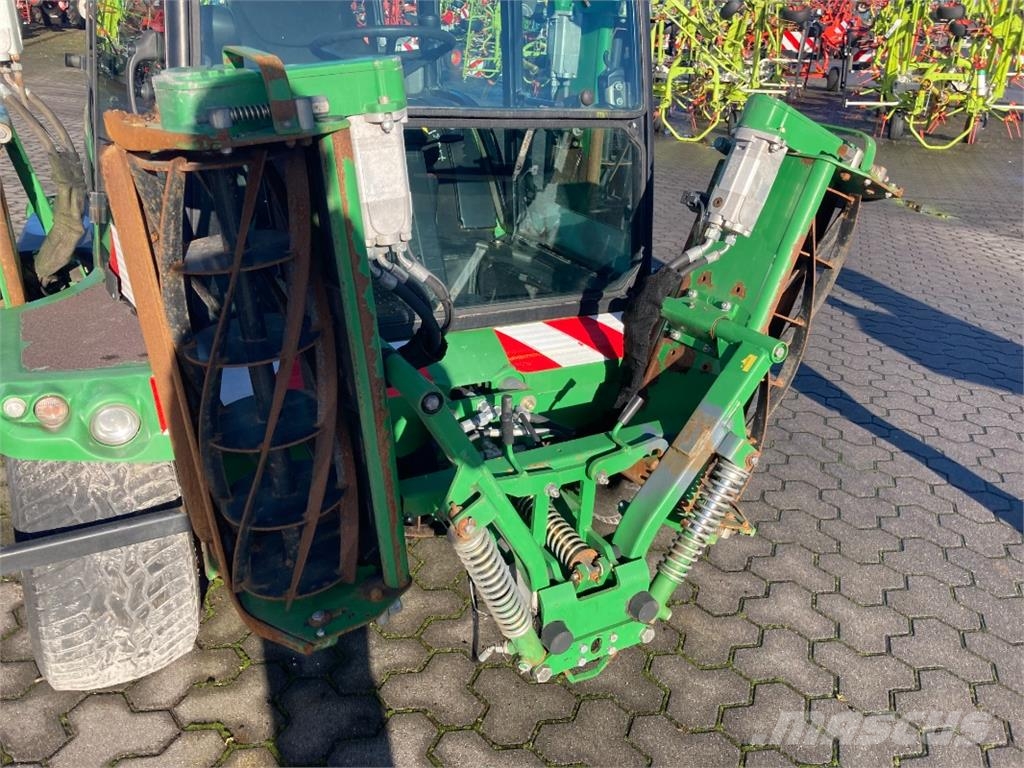 John Deere 1905 Ride On 曳引機