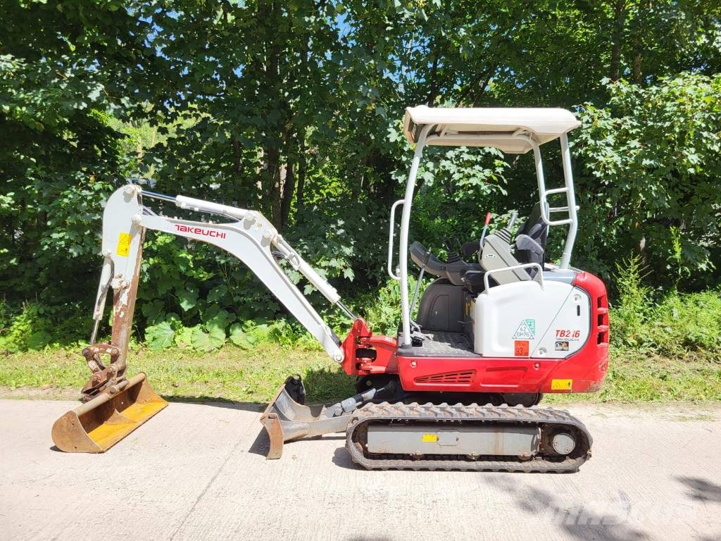 Takeuchi TB 216 Miniescavatori