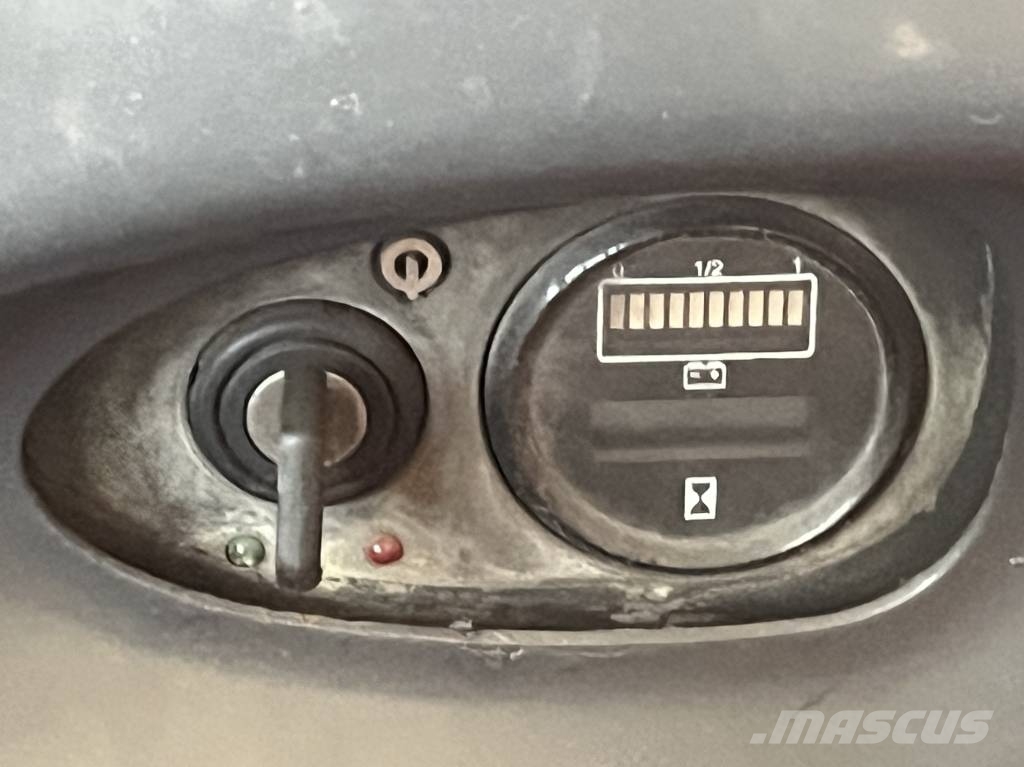 Linde L16 /372/ FORK SHORT 1000/560 V-2224 OB Χειροκίνητα παλετοφόρα
