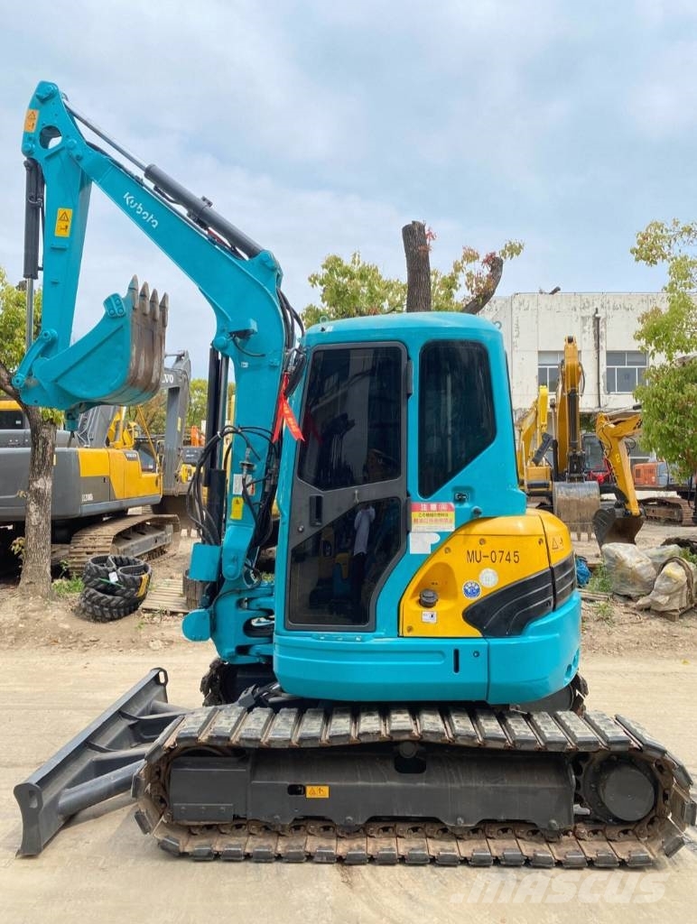 Kubota U 40 Мини-экскаваторы