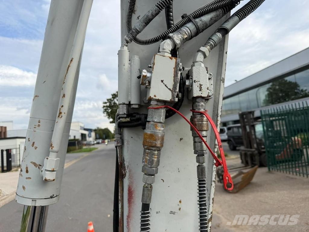 Takeuchi TB290 + SORTEERGRIJPER / SORTING GRAB + 3 BUCKETS Minibagger < 7t