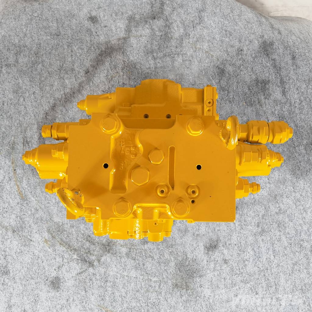 Komatsu PC200-7 Main Valve 723-48-22700 723-48-23600 Transmisijos