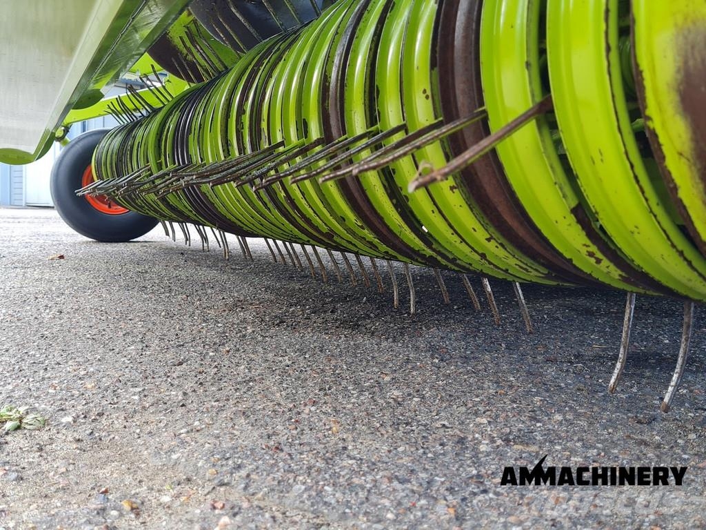 CLAAS PU300HD pick-up Samochodné kosačky