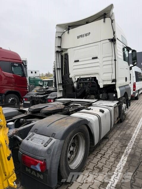 MAN TGX 18.460 XXL Retarder USZKODZONY SILNIK 中古トラクターヘッド | トレーラーヘッド
