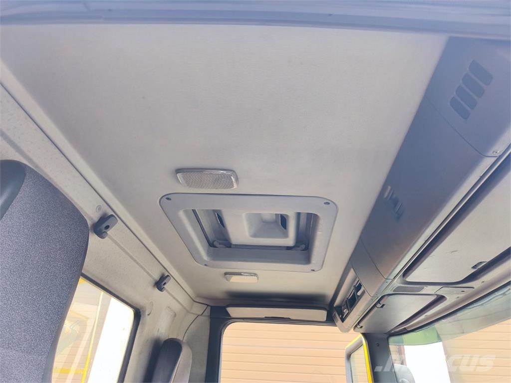 Scania P 380 8×4 Camiones bañeras basculantes o volquetes
