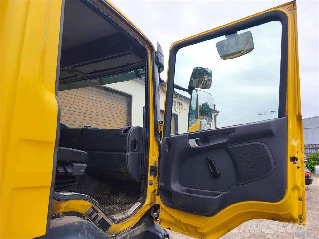 Scania P 380 8×4 Camiones bañeras basculantes o volquetes