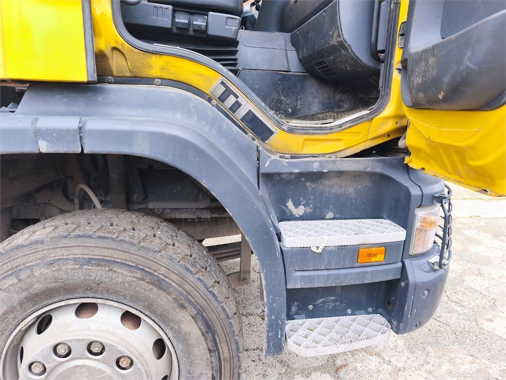 Scania P 380 8×4 Camiones bañeras basculantes o volquetes