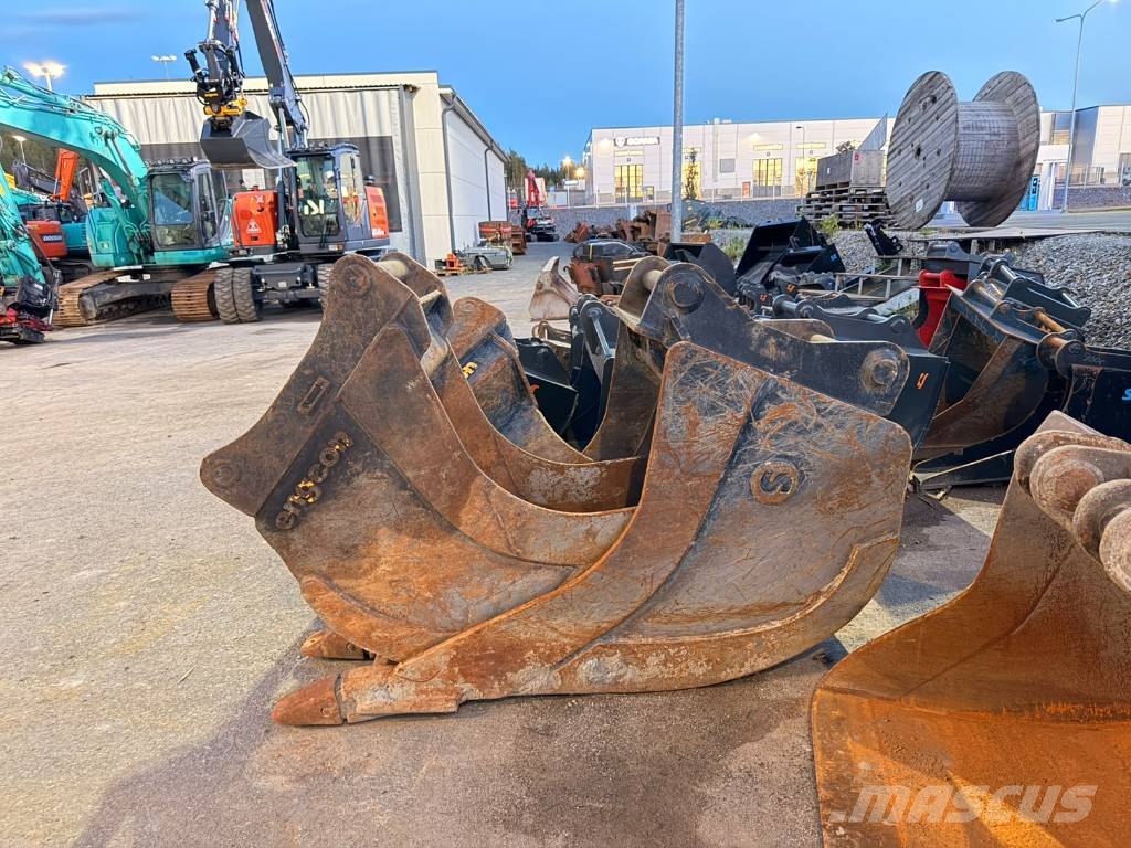 Volvo ECR 235 E Telakaivukoneet