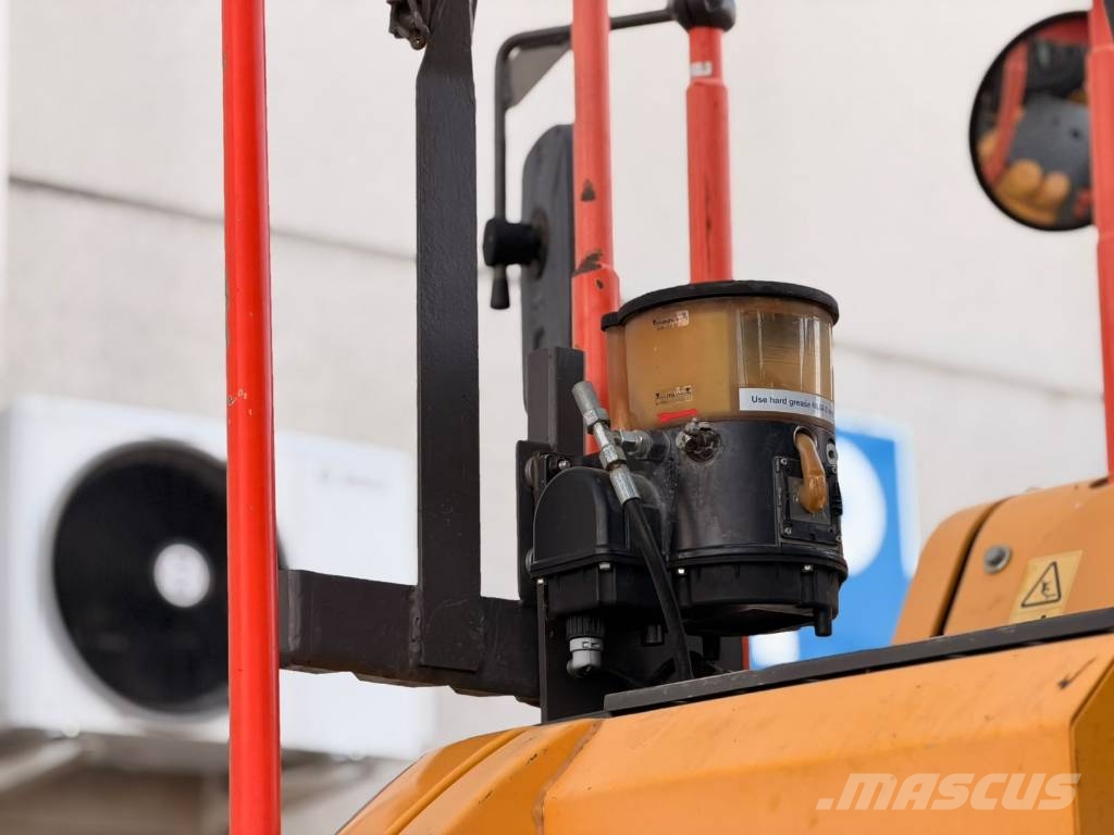 Volvo ECR 235 E Telakaivukoneet