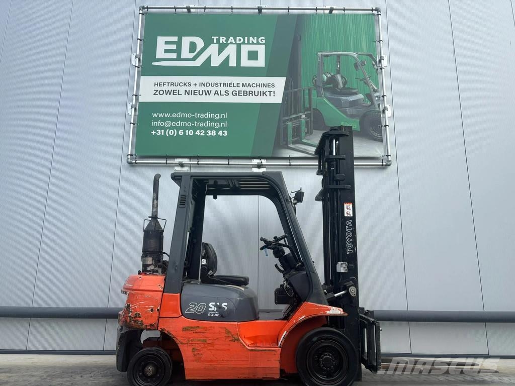 Toyota 2.0 Heftruck Diesel Dīzeļa autoiekrāvēji