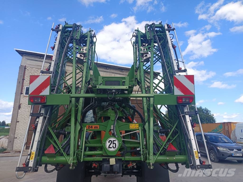 Amazone UX 4200 Tažené postřikovače