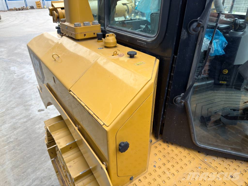 CAT D8T - CE document and TA2 Inspection available Telaketjupuskutraktorit