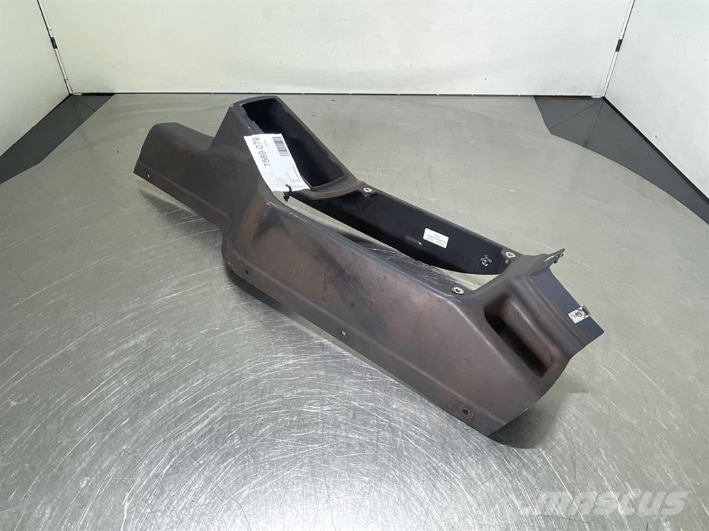 Liebherr L524-11441395-Side Casing Right Kabíny a interiér