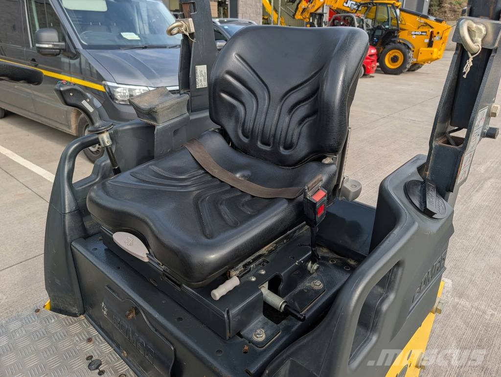 Bomag BW 120 AD-5 Rodillos de doble tambor