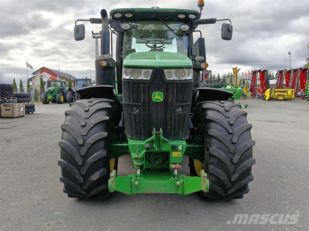John Deere 7290R - e23 Traktorid