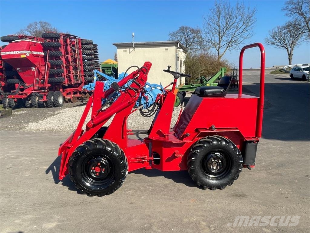 Weidemann 1302 Neuer Preis! لوادر وحفارات أمامية