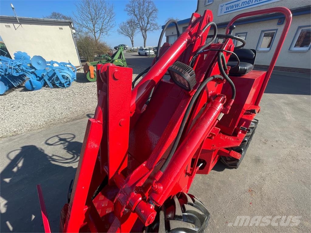 Weidemann 1302 Neuer Preis! لوادر وحفارات أمامية