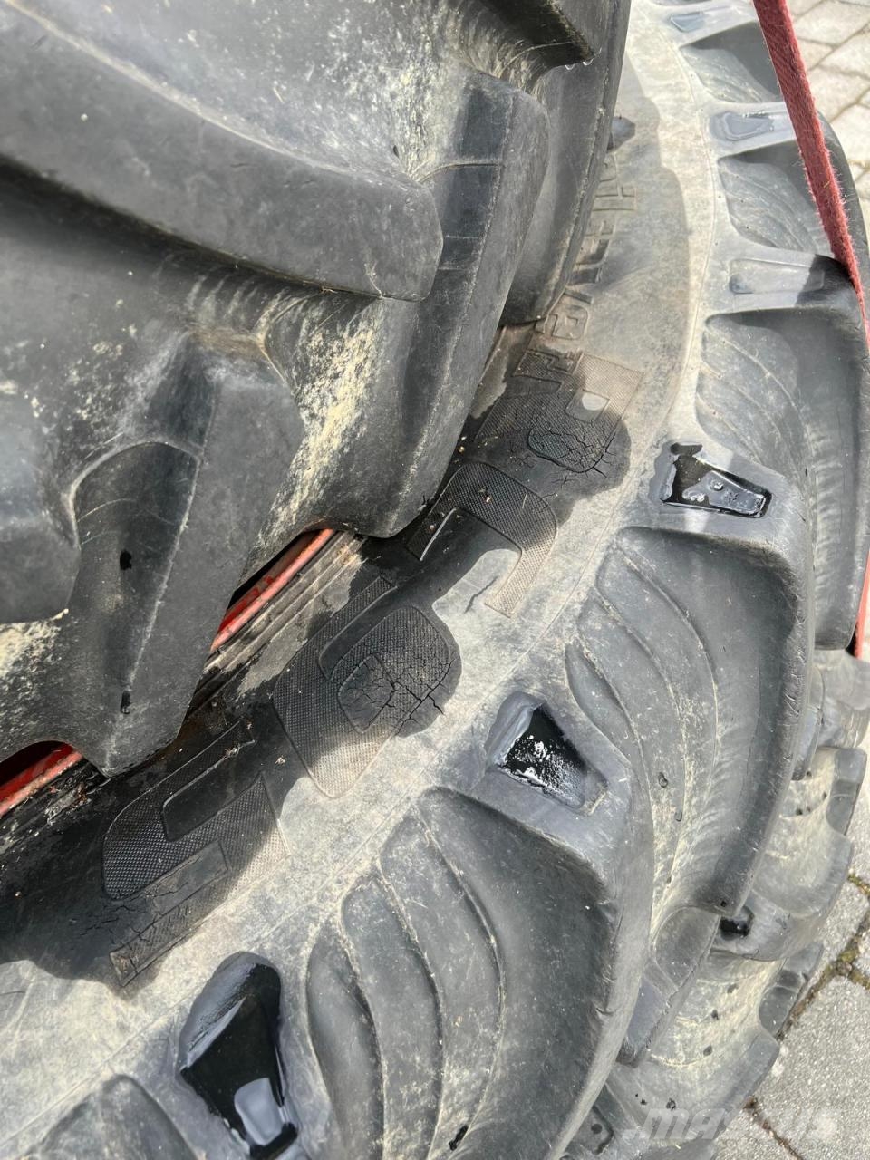Fendt Pflegeräder 2,25m Spur Fendt 720/820 Other tractor accessories