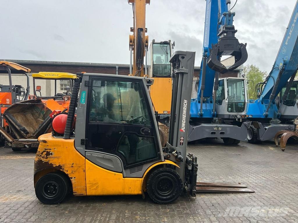 Jungheinrich TFG 435 S LPG forklifts