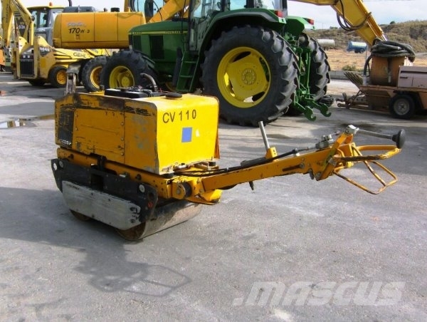 JCB VDM62 牽引式ローラ