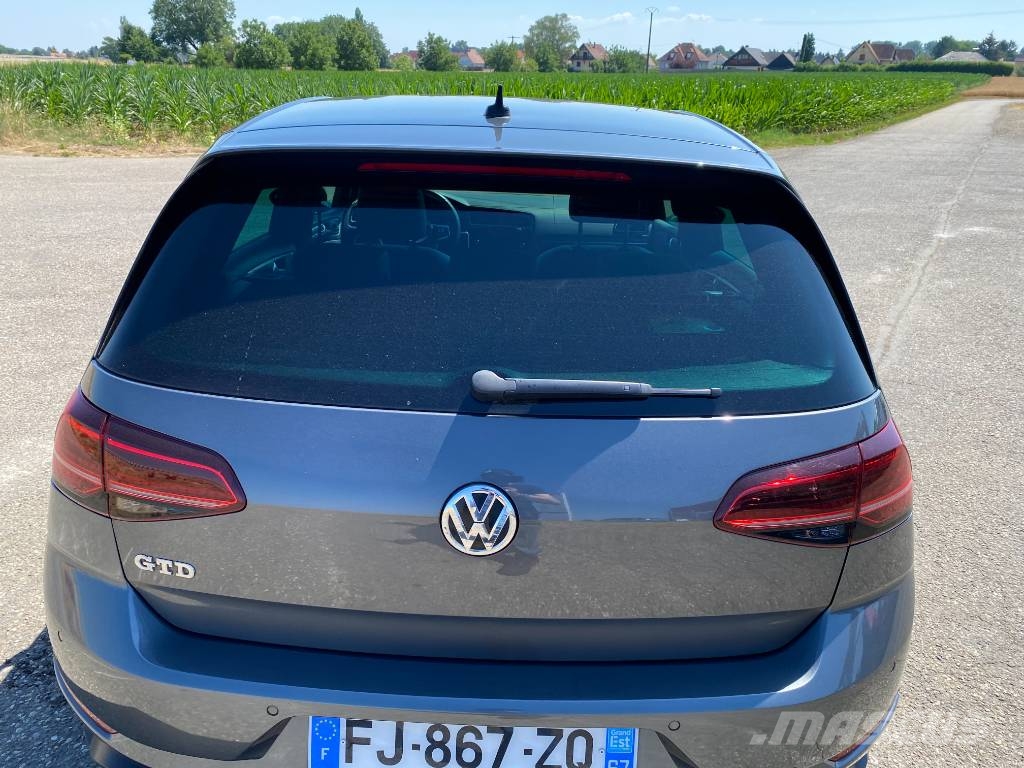 Volkswagen GOLF VII DSG 184-Non accidentée Carros