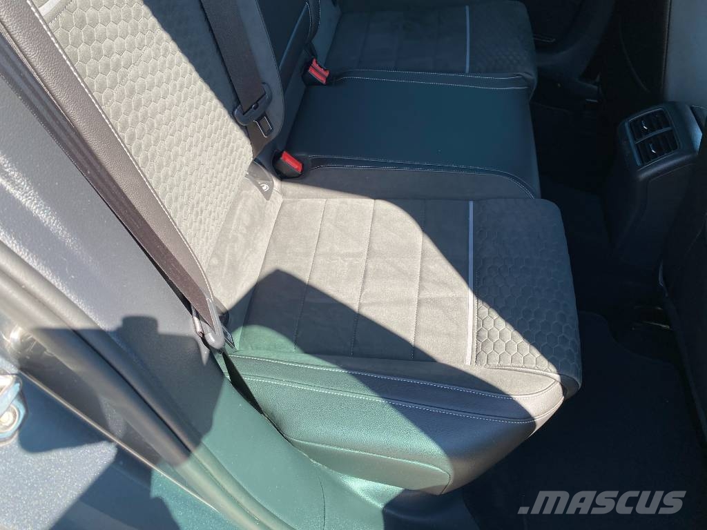 Volkswagen GOLF VII DSG 184-Non accidentée Carros