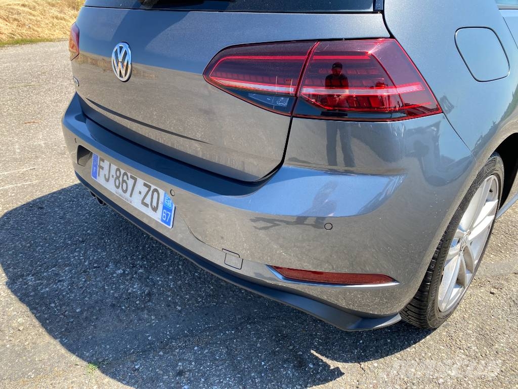 Volkswagen GOLF VII DSG 184-Non accidentée Carros
