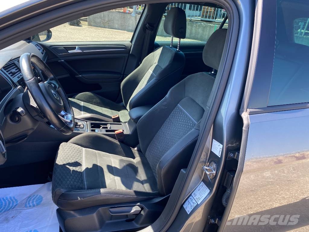 Volkswagen GOLF VII DSG 184-Non accidentée Carros