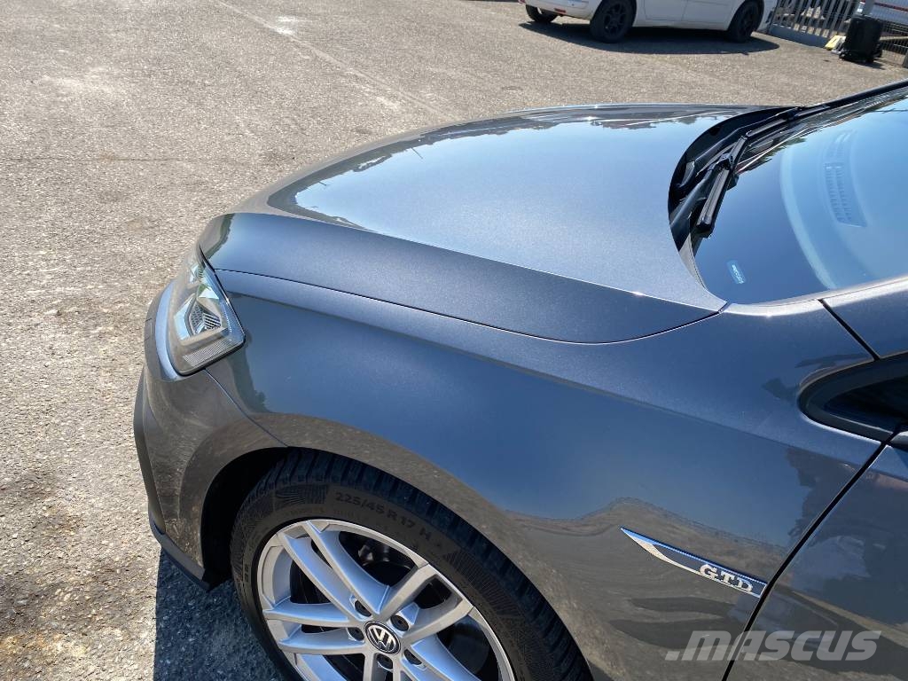Volkswagen GOLF VII DSG 184-Non accidentée Carros