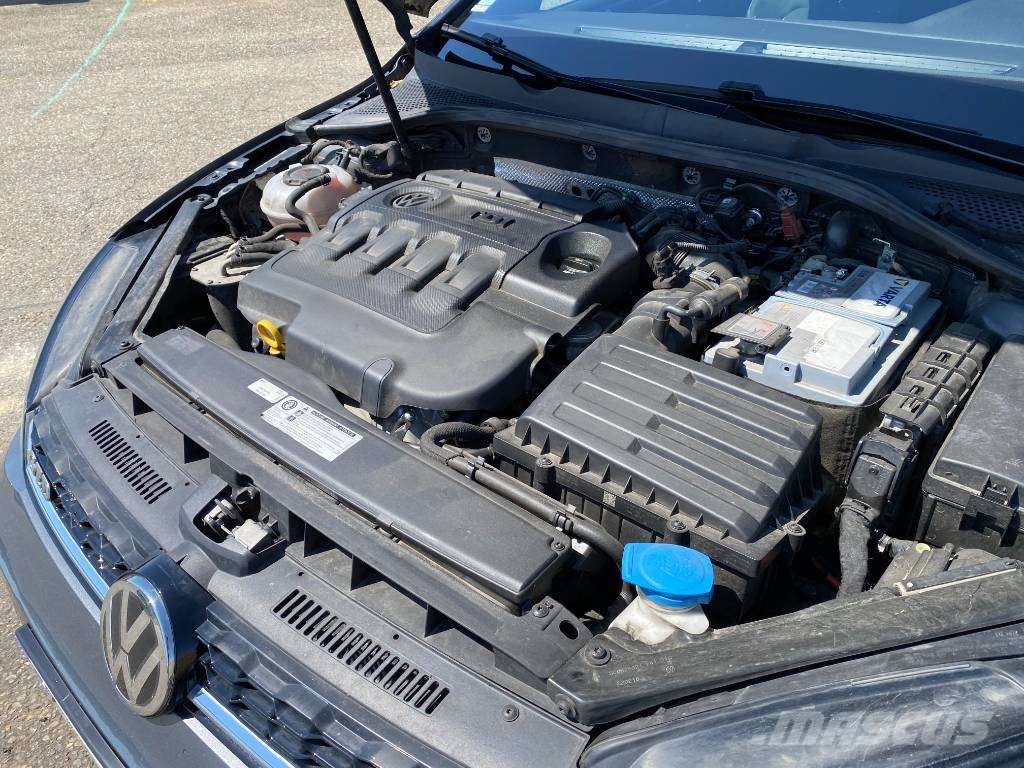 Volkswagen GOLF VII DSG 184-Non accidentée Carros