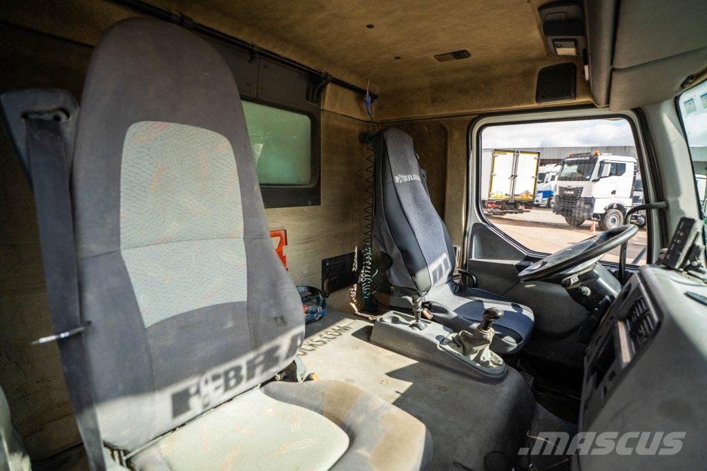 Renault MIDULM 220 DCI - PAFLINGER PK 6001 Camiones plataforma