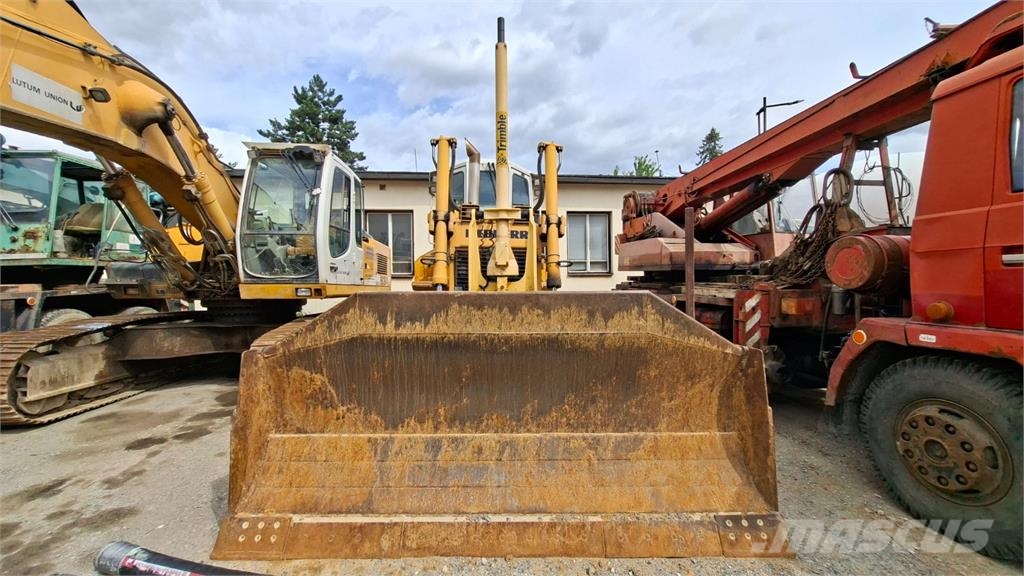 Liebherr PR 724 XL + TRIMBLE Anlegg - Annet