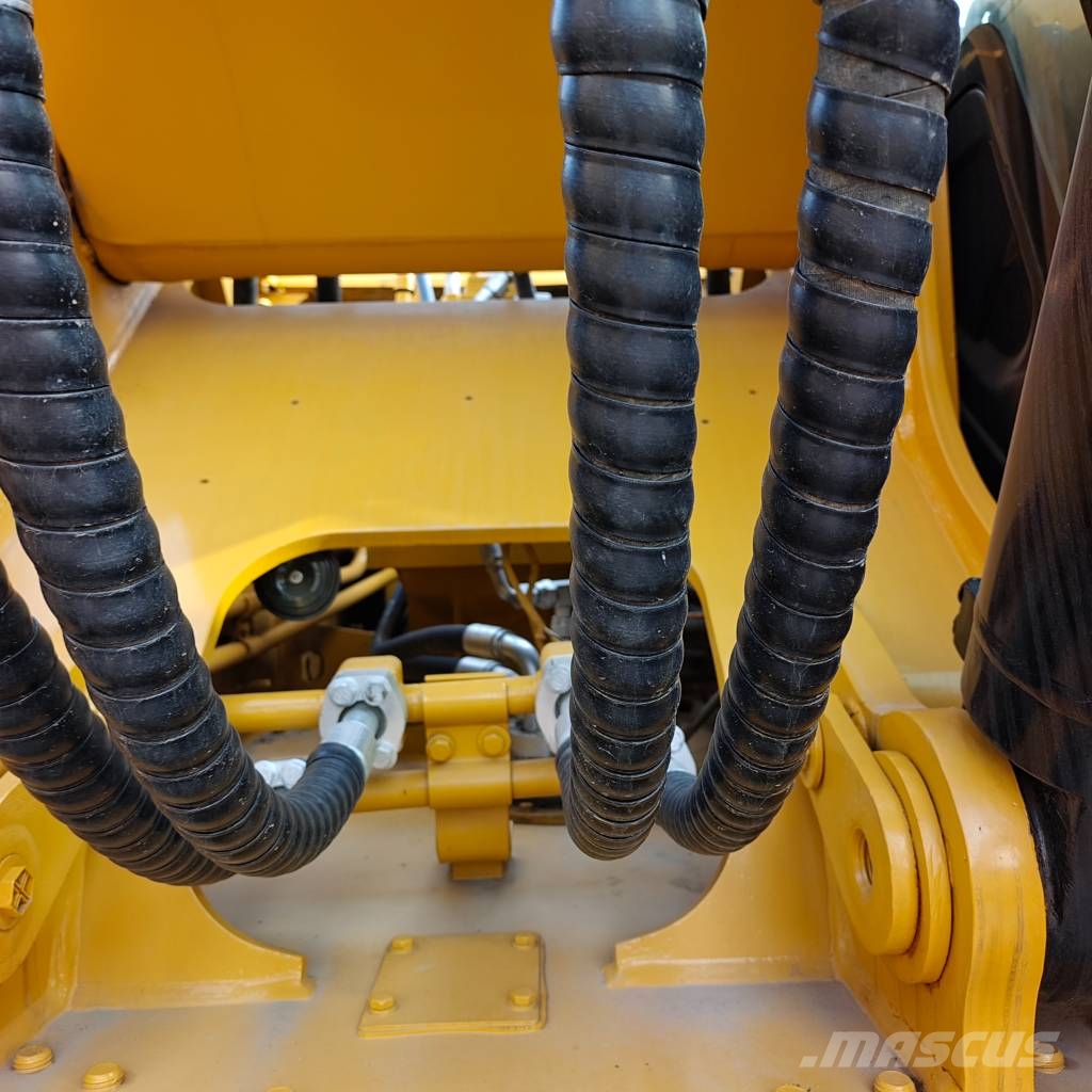 CAT 336GC Lightly used Crawler excavators